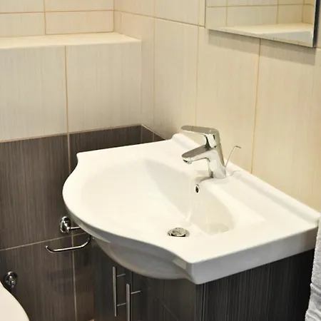 Oceanview Luxury 172